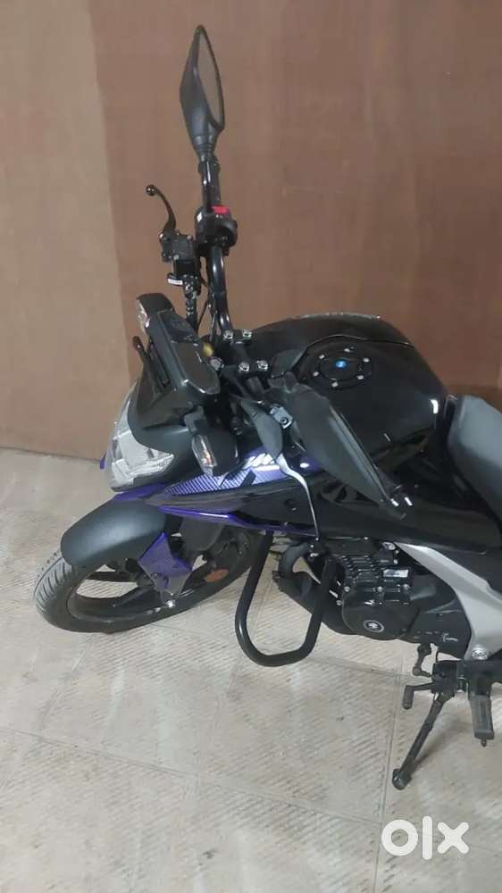 Bajaj pulser n125