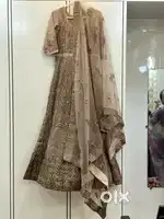 Fish cut bridal gown