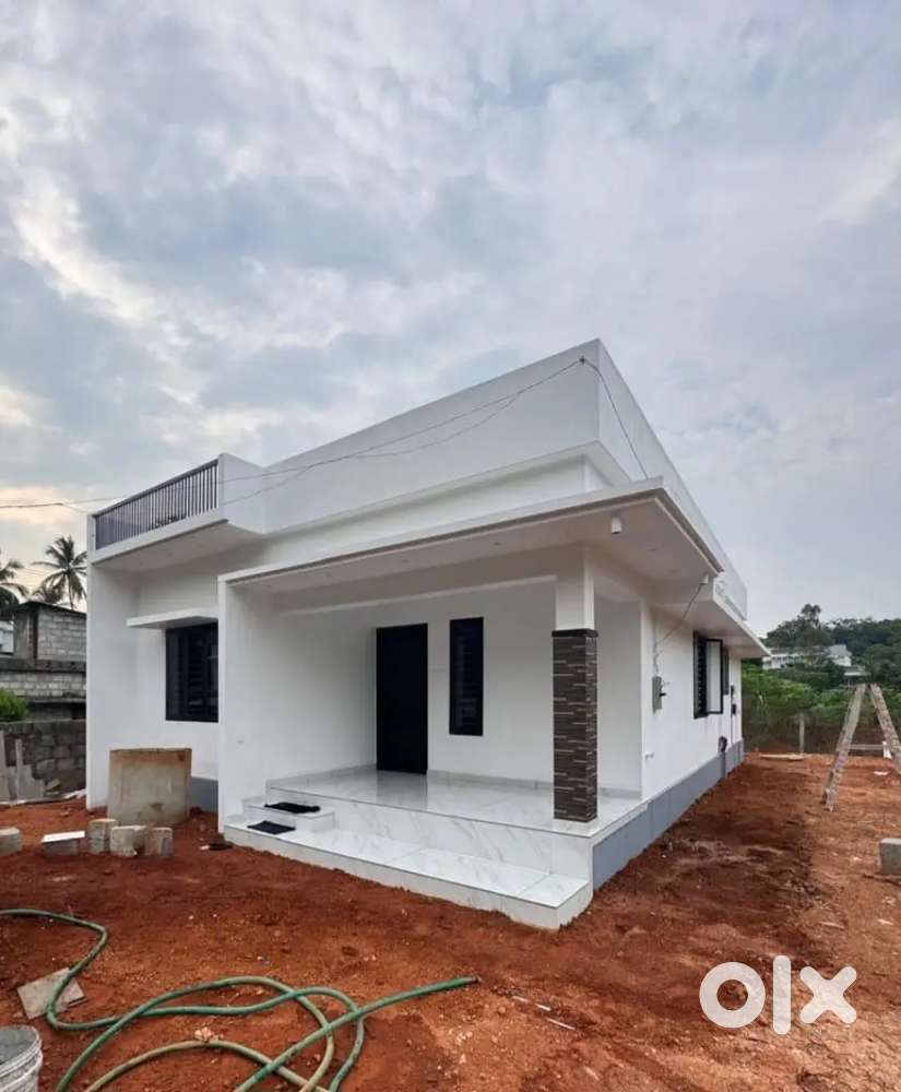 Brand New 2bhk single house for rent @Perumpilavu