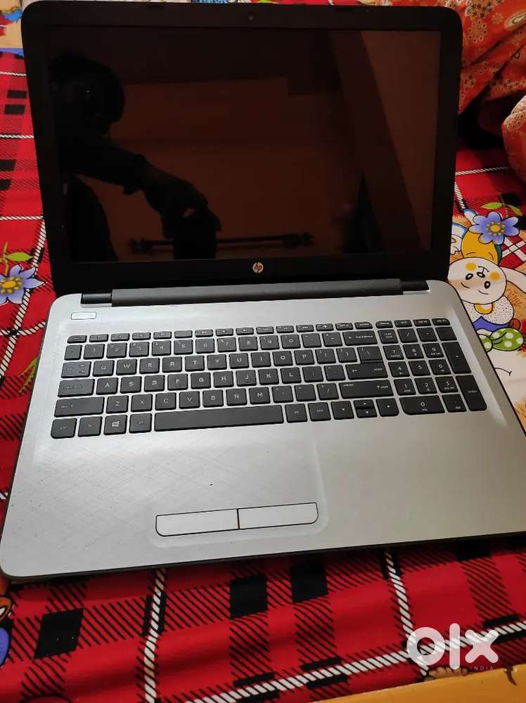 HP LAPTOP (PRICE CAN DECREASE)
