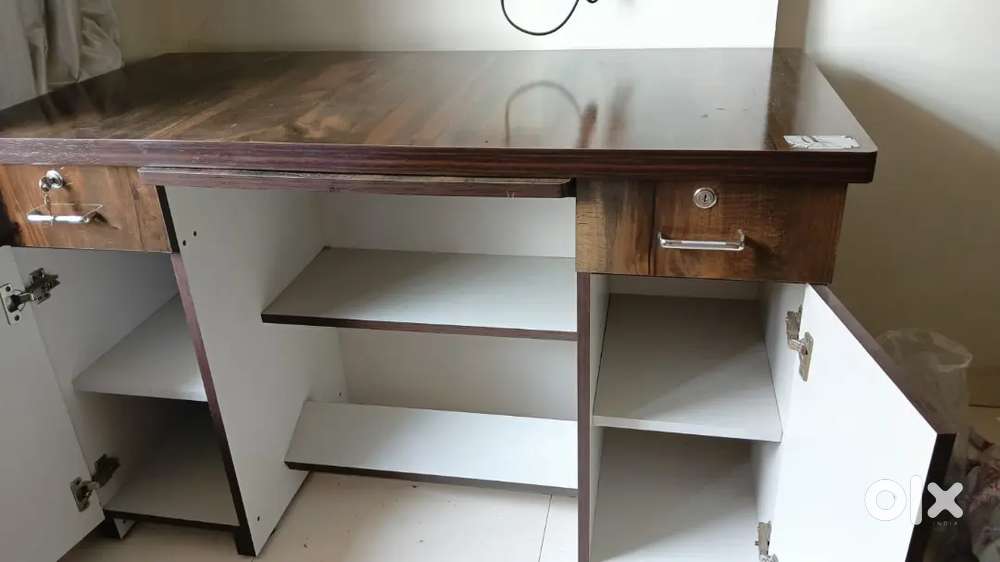 Wooden Study / Computer Table