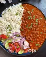 Food sell karne ke liye helper ki jarurat hai (Karnal Haryana se ho)