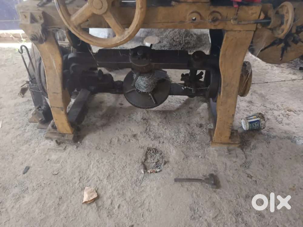 Boundary wall barbed wire