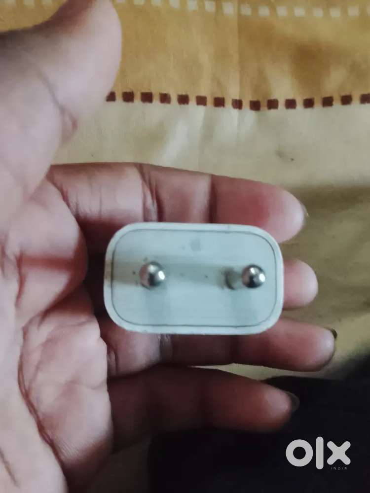 iPhone original adaptor number