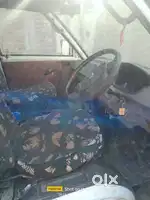 Dost plus pickup truck