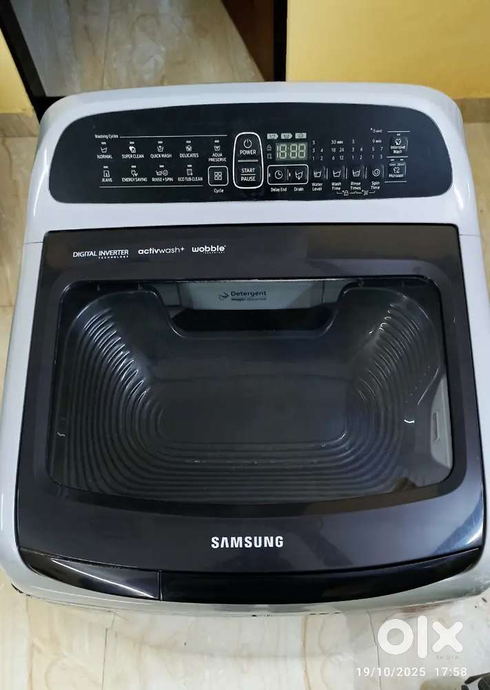 SAMSUNG WASHING MACHINE 8 KG