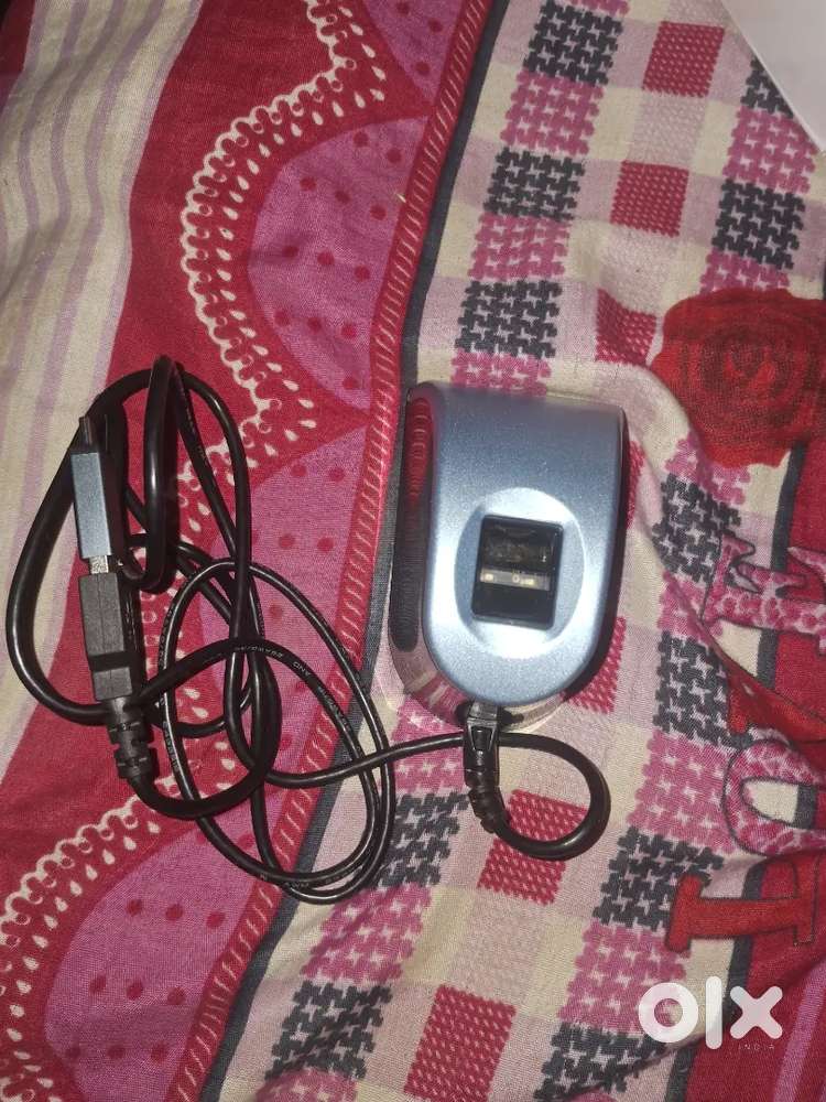 Mantra L1 fingerprint device