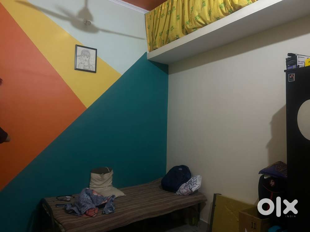 1 room set single Girl with Sharing lobby+kitchen+bathroom+restroom