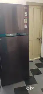IAM selling my double door fridge in very very fabulous condition