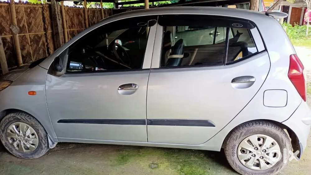 Hyundai i10 2011 Petrol 100000 Km Driven