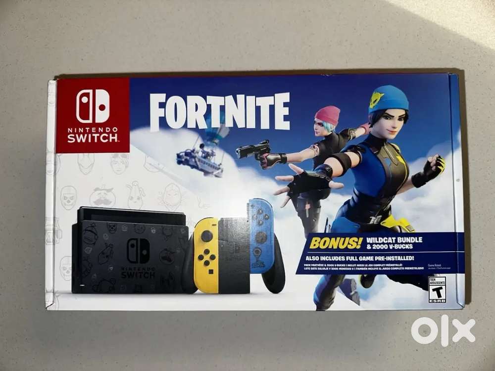Nintendo Switch Fortnite Special Set Wildcat Bundle