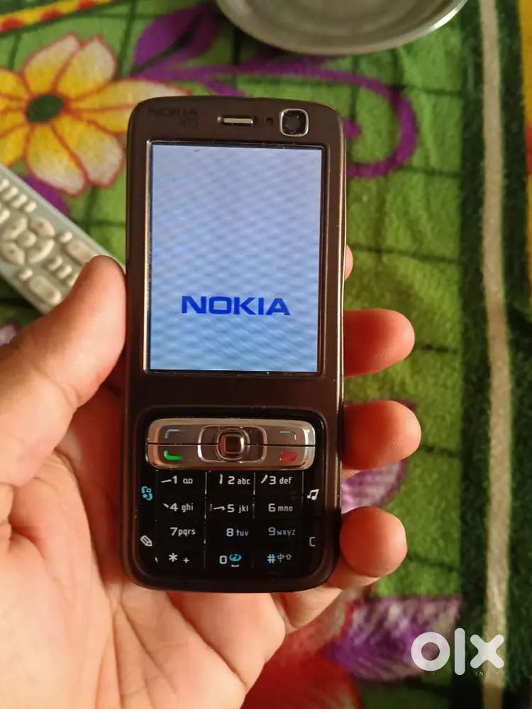 Nokia n73 all brand new condition old is gold