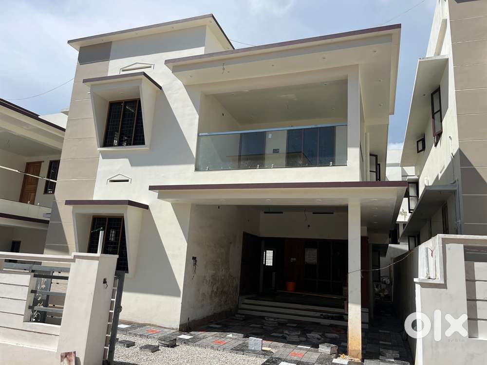 5cent House Sale Mannanthala Near