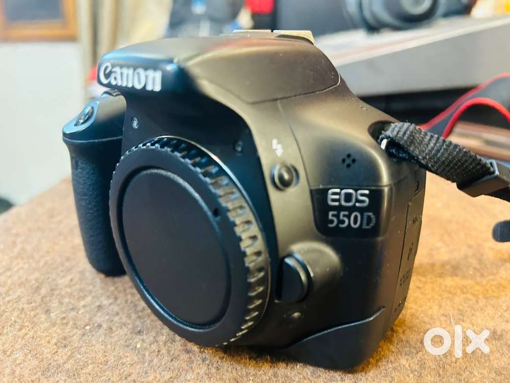 CANON EOS DSLR 550D