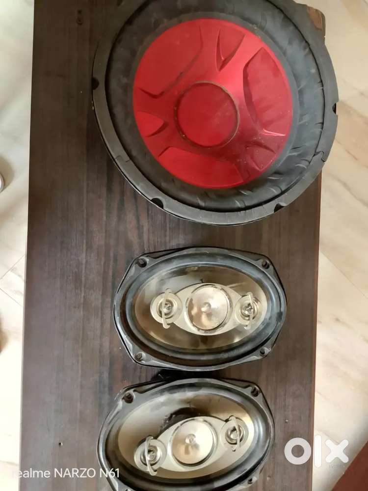Car Speakers and Woofers
