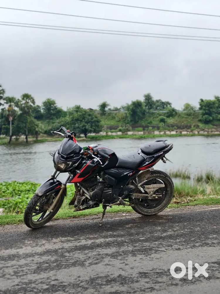 Apache rtr 200 4v bs4