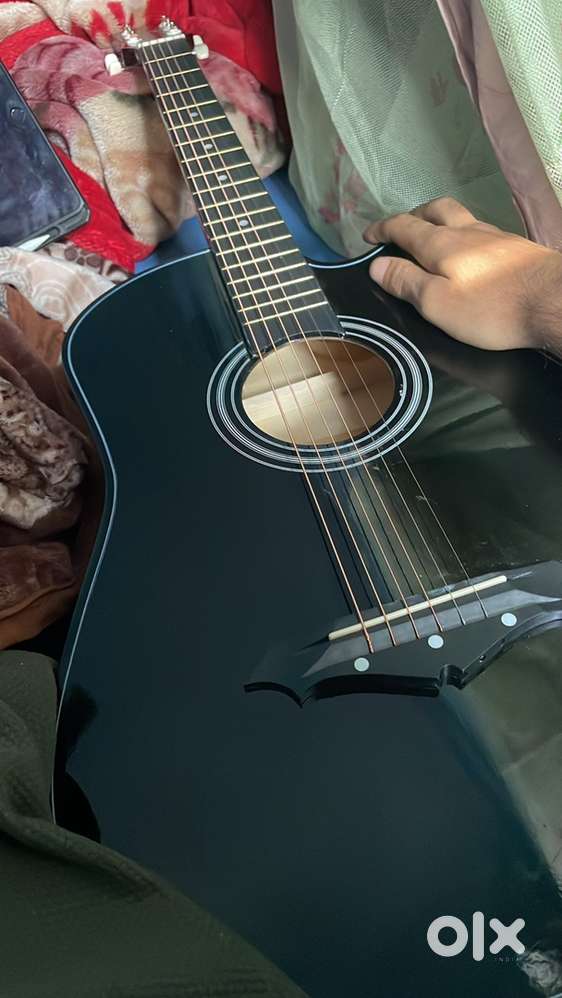 Beginner acoustic guitar