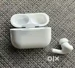 Original Apple Airpods Pro 2 (case and right bud only)