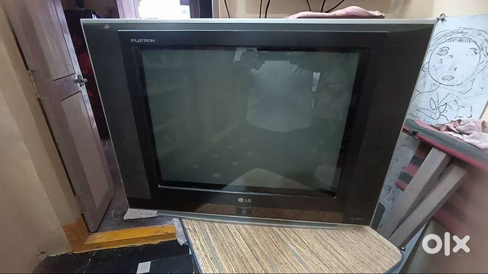 BEST QUALITY  LG TV BLACK COLOUR