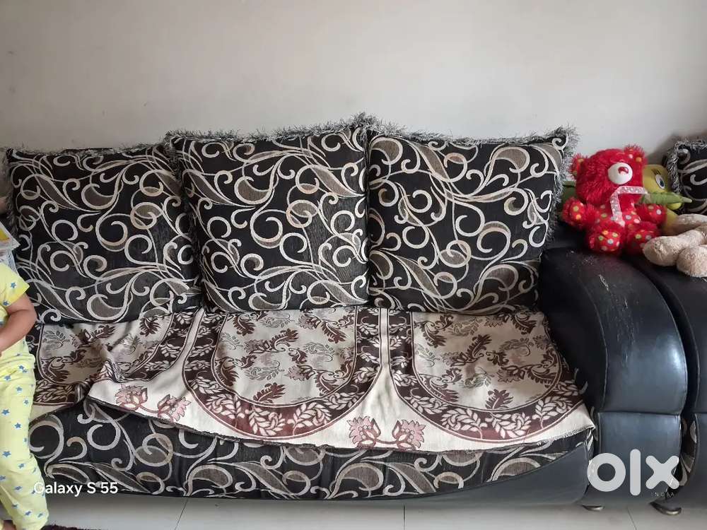 Sofa for sell