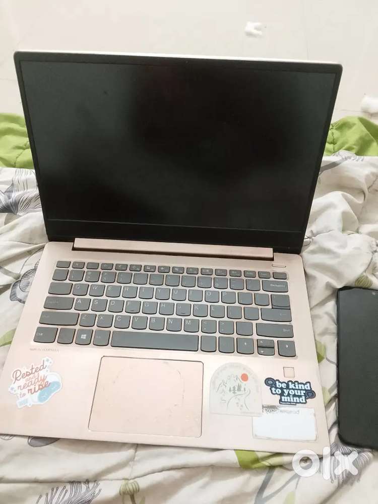 Laptop_ lenovo_intel i5 8250 CPU