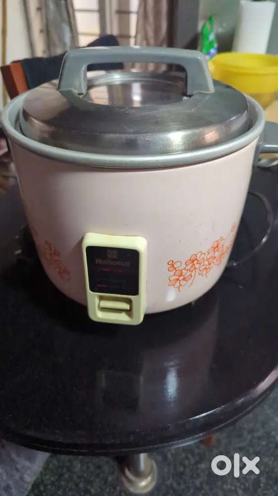 Electric rice cooker