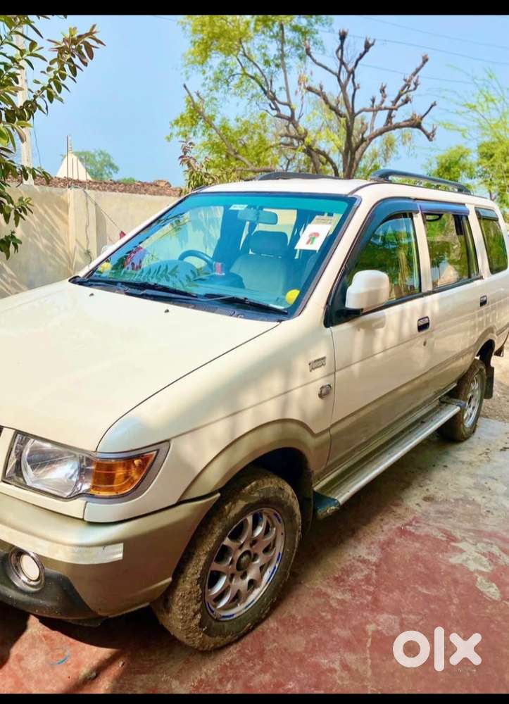 Chevrolet Tavera Neo 2013 Diesel Good Condition