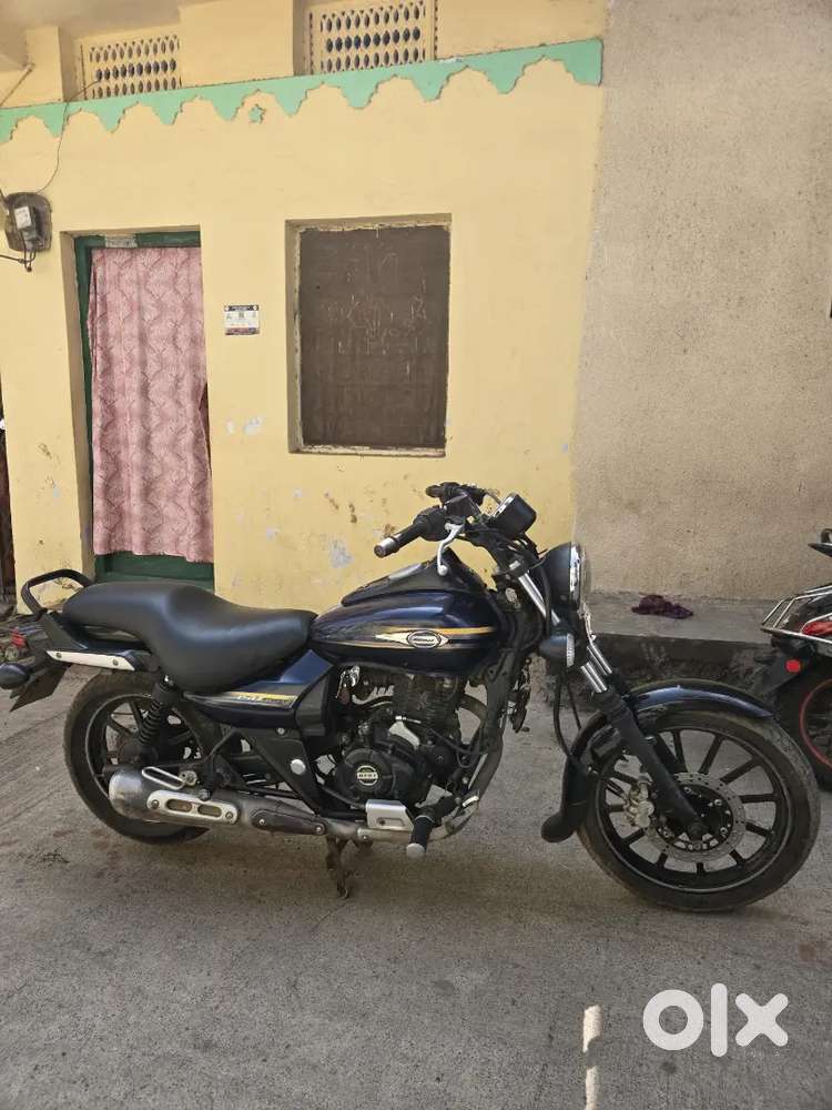 Urgent sale avenger 150CC
