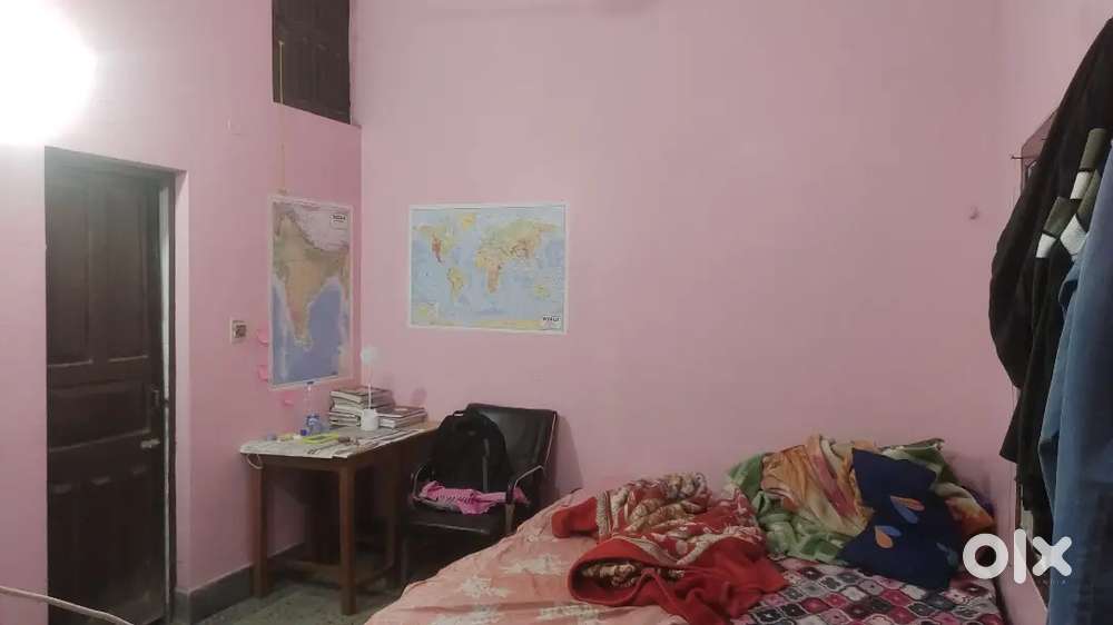 Need room mate only boys