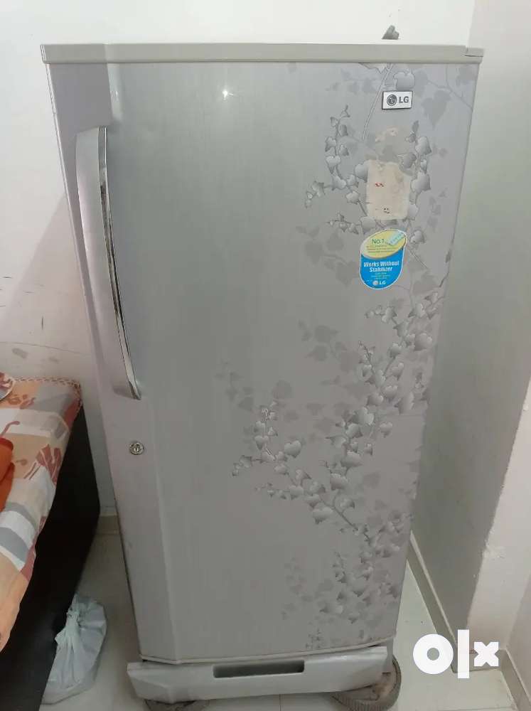 LG Good Running condition Refrigerator