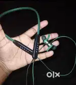 Earphone boult