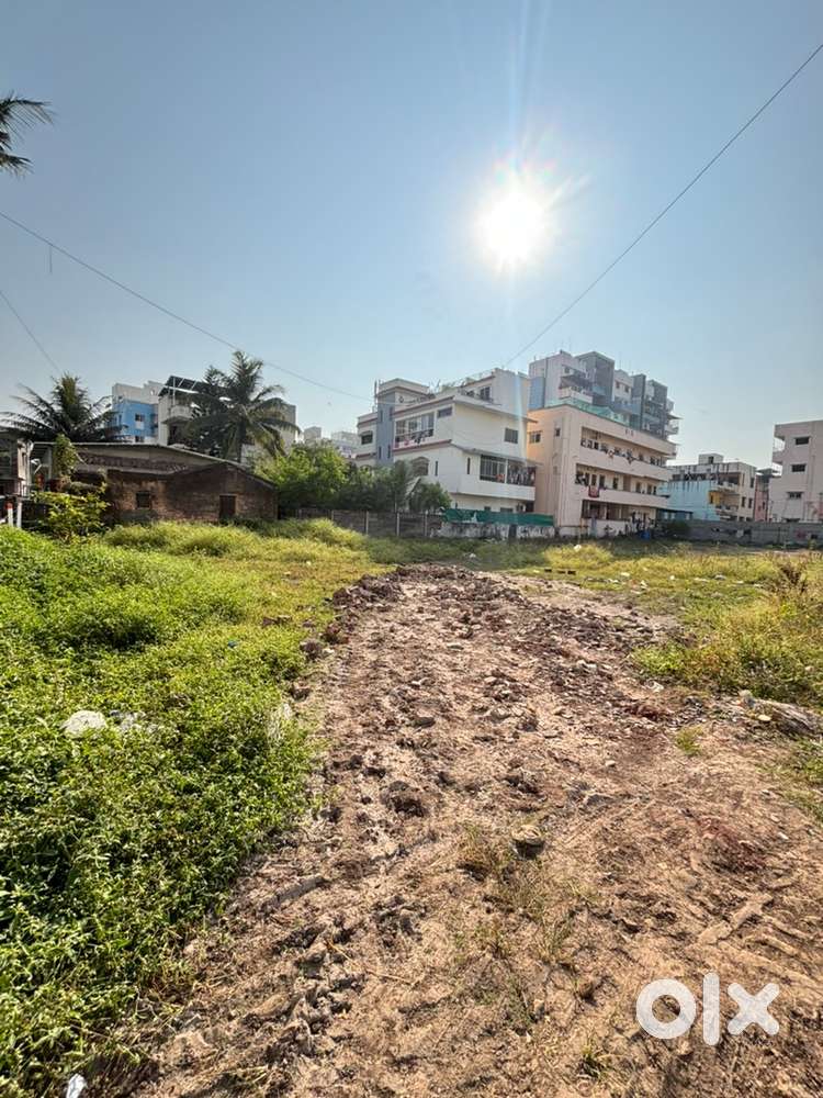 Premium Location 6000sqft land for sell