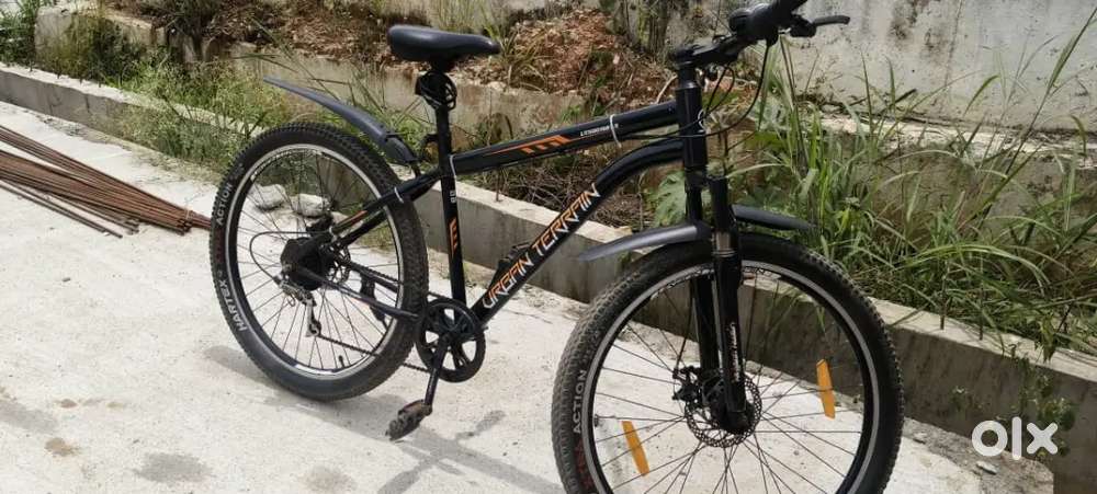 Urban terrain, 6 Speed gear, with mint condition.