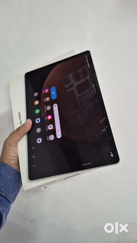Samsung Galaxy Tab S9 FE+ 5G 128gb /8gb in excellent condition