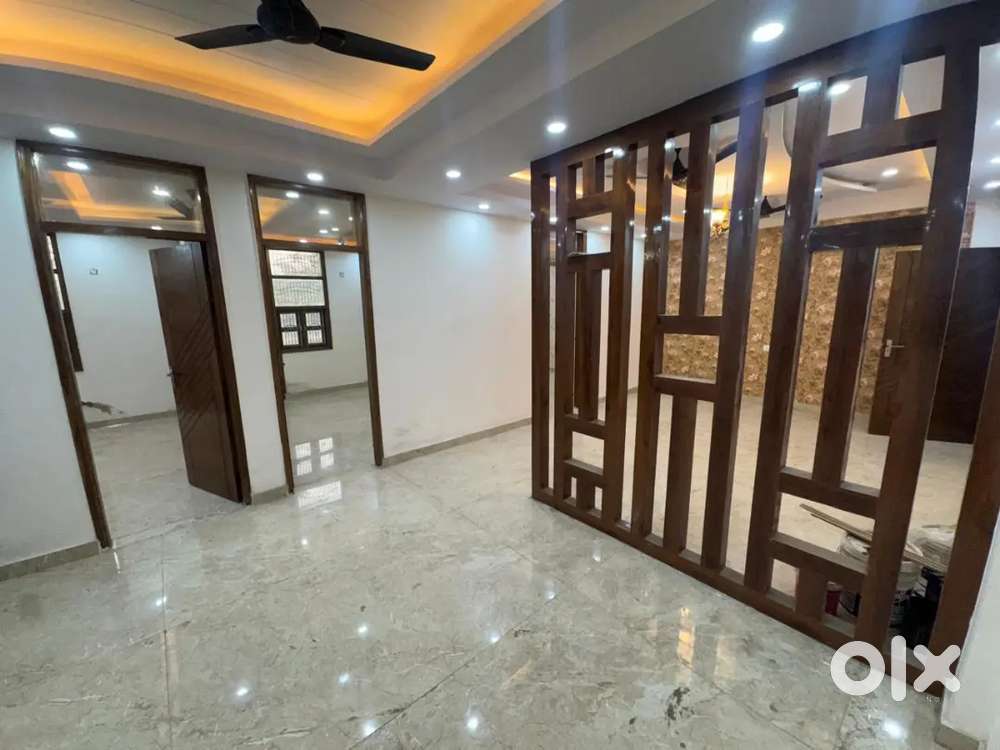3 bhk Super luxury flat in central Noida sector 73