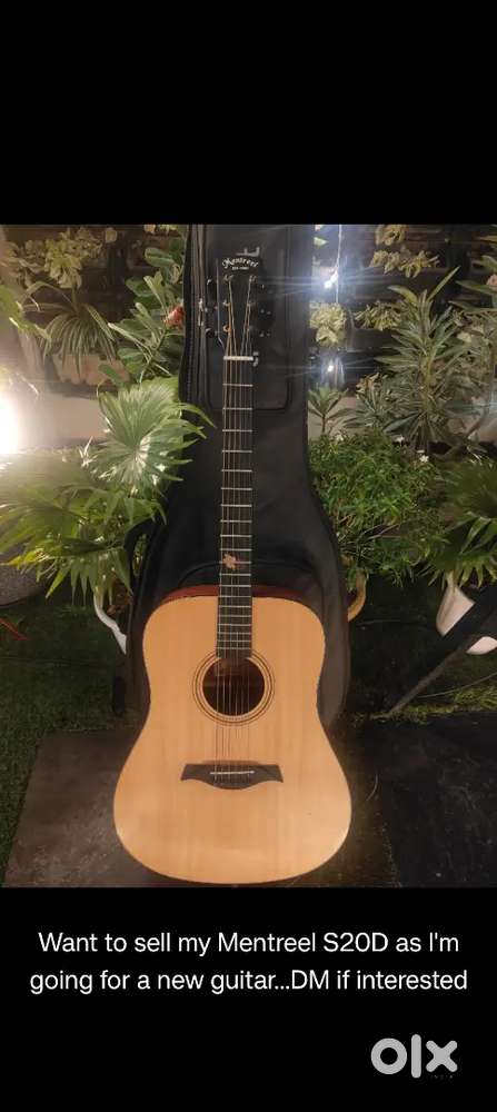 Acoustic guitar (Mentreel S20D