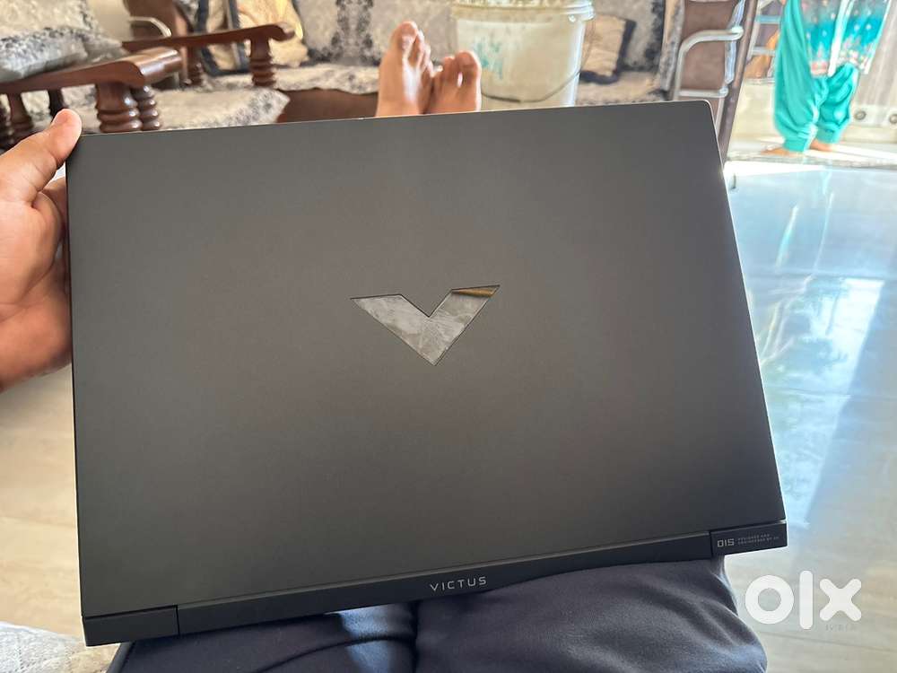 HP VICTUS 16
