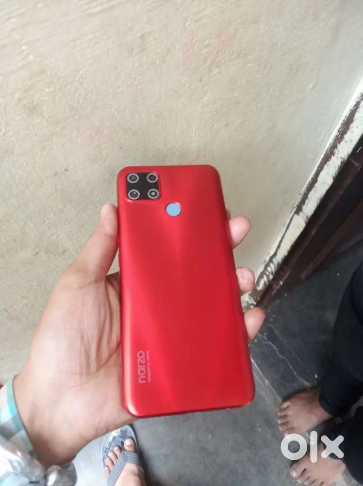 Realme Narzo 20.   4GB 64GB