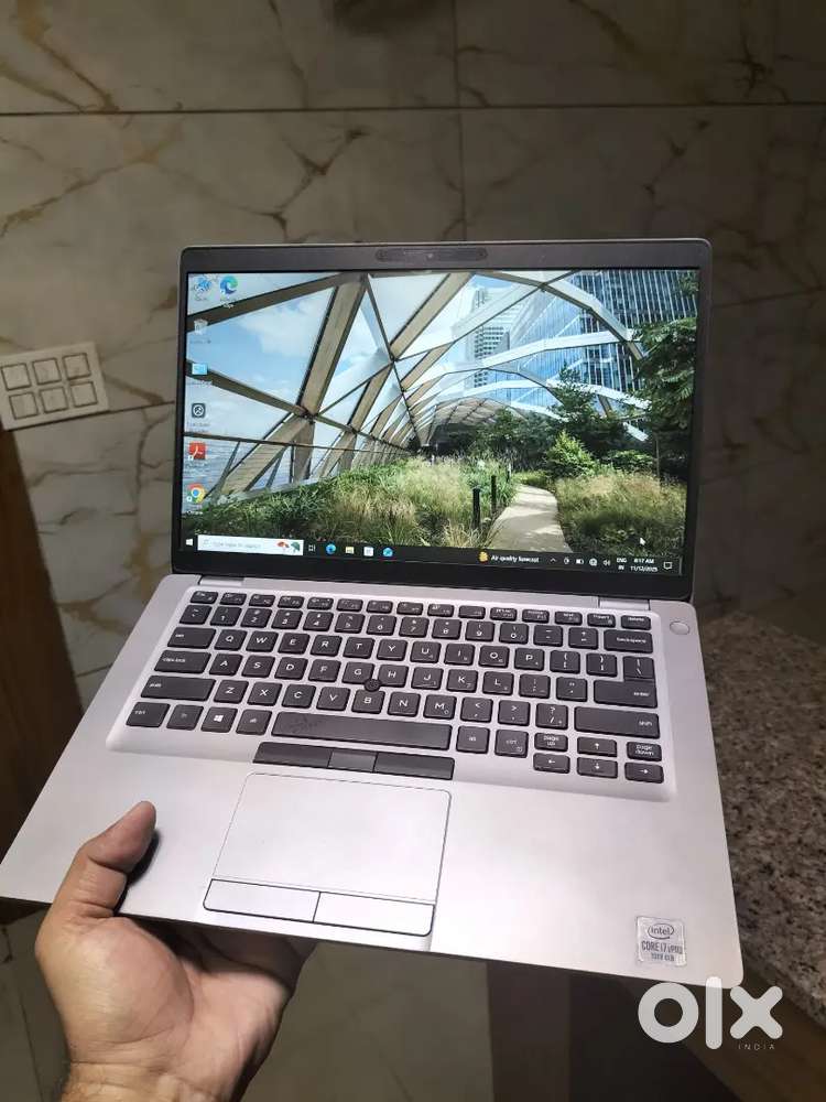 11th Gen i5 Dell Brand New touch