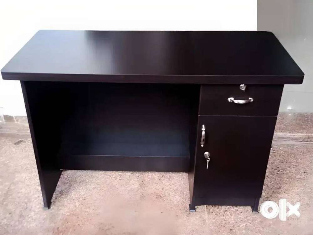 Brand New Fresh Office/Study Table / Counter