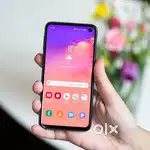 Samsung S10e & Apple 6 32g compact flagship