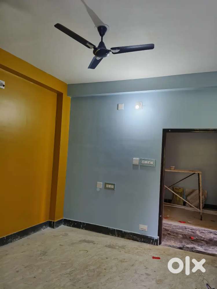 Room available price 700 duplex  room per day