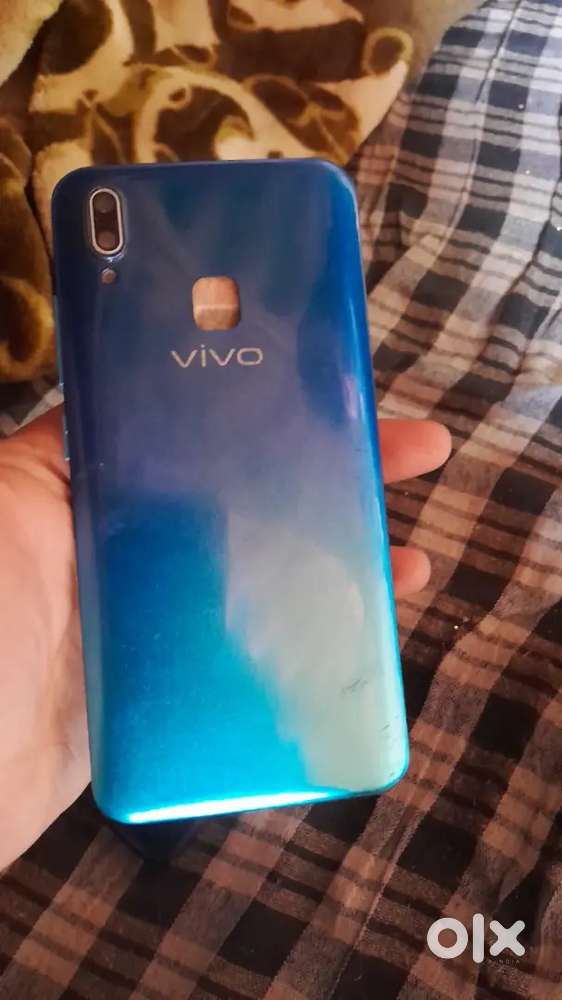 Vivo 1807 4g 8/256 sell 5500