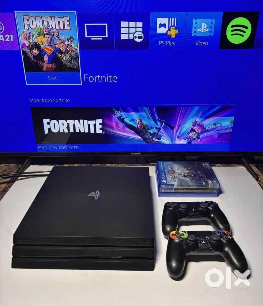 Sony PlayStation 4 Pro 1TB Console Bundle 2 Controllers and 3 Games,
