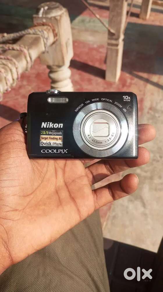 Nikon 20.1 Megapixels Coolpix Camera