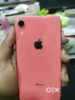 I PHONE XR 128GB free airpods pro