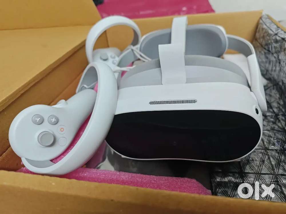 Pico 4 Virtual Reality VR headset/RTX 2070 Gaming CPU(Price in ad)