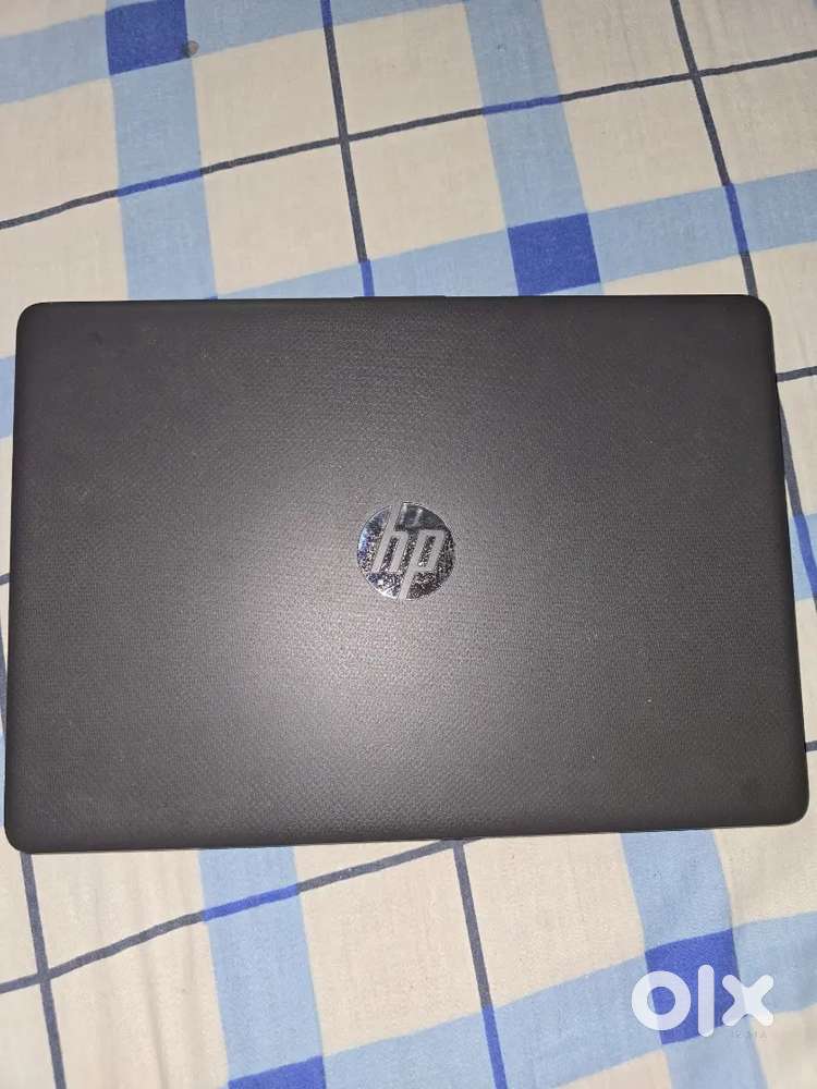Hp Laptop / 4 GB varient sell