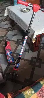 Kick scooty