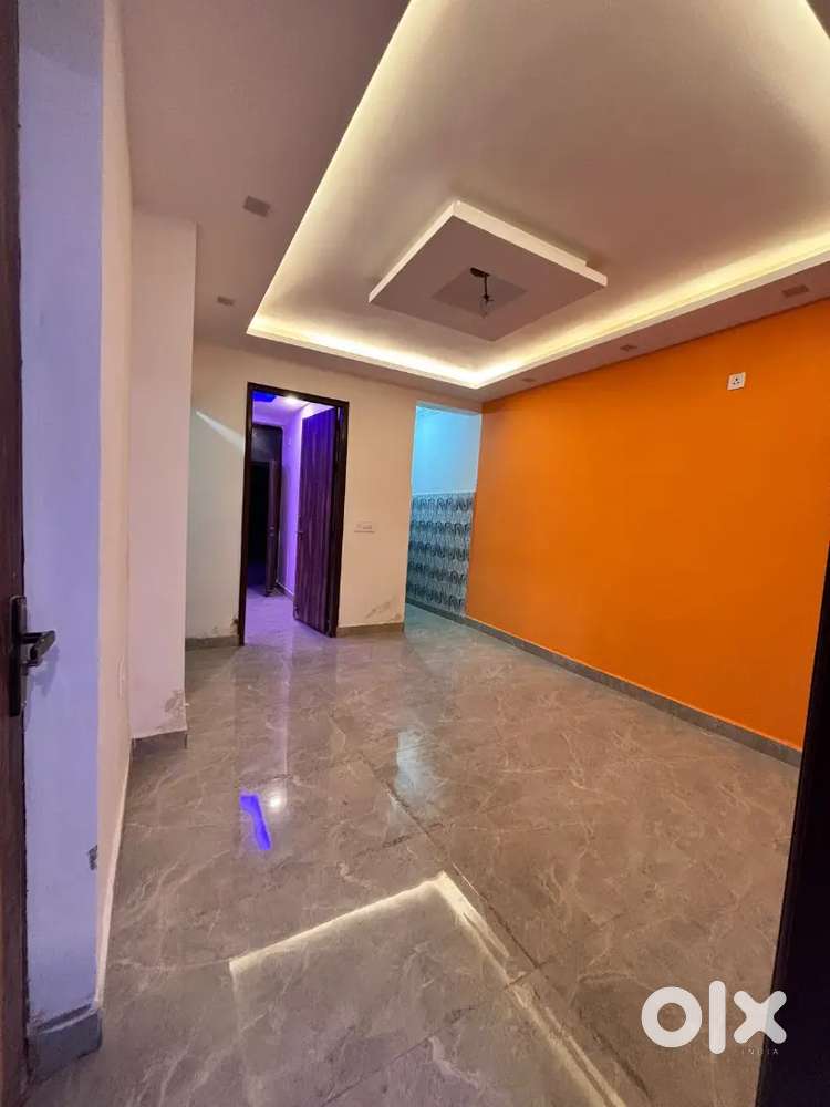 2 BHK FLAT FULLY INDEPENDENT AND NEAR METRO STATION
